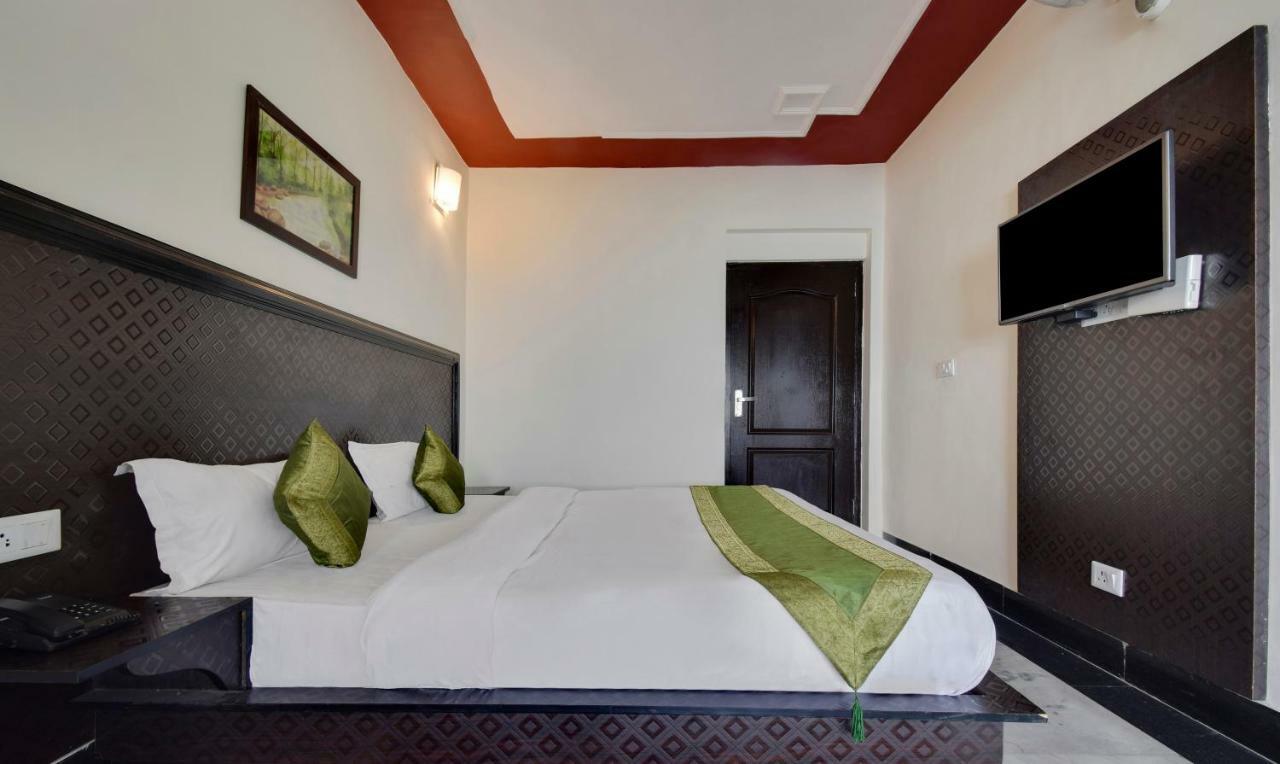 Treebo Mayur, Mall Road Mussoorie Exterior foto