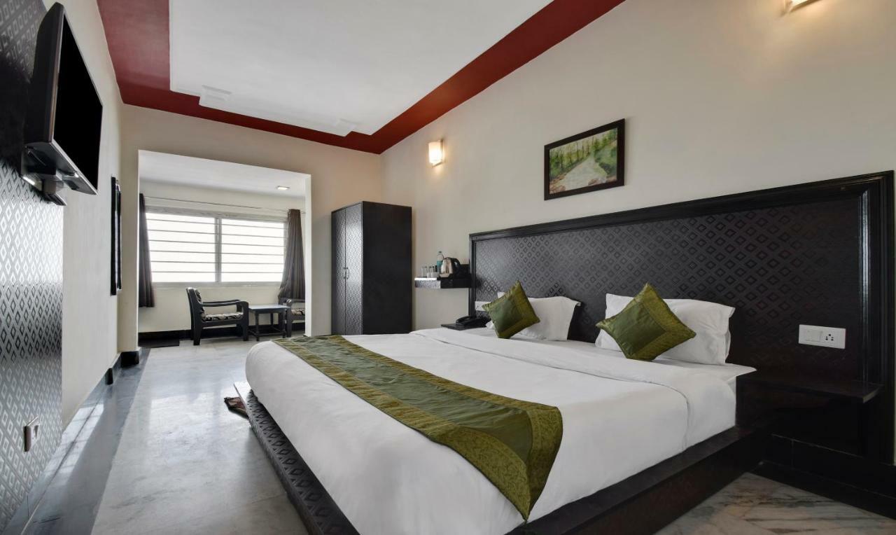 Treebo Mayur, Mall Road Mussoorie Exterior foto